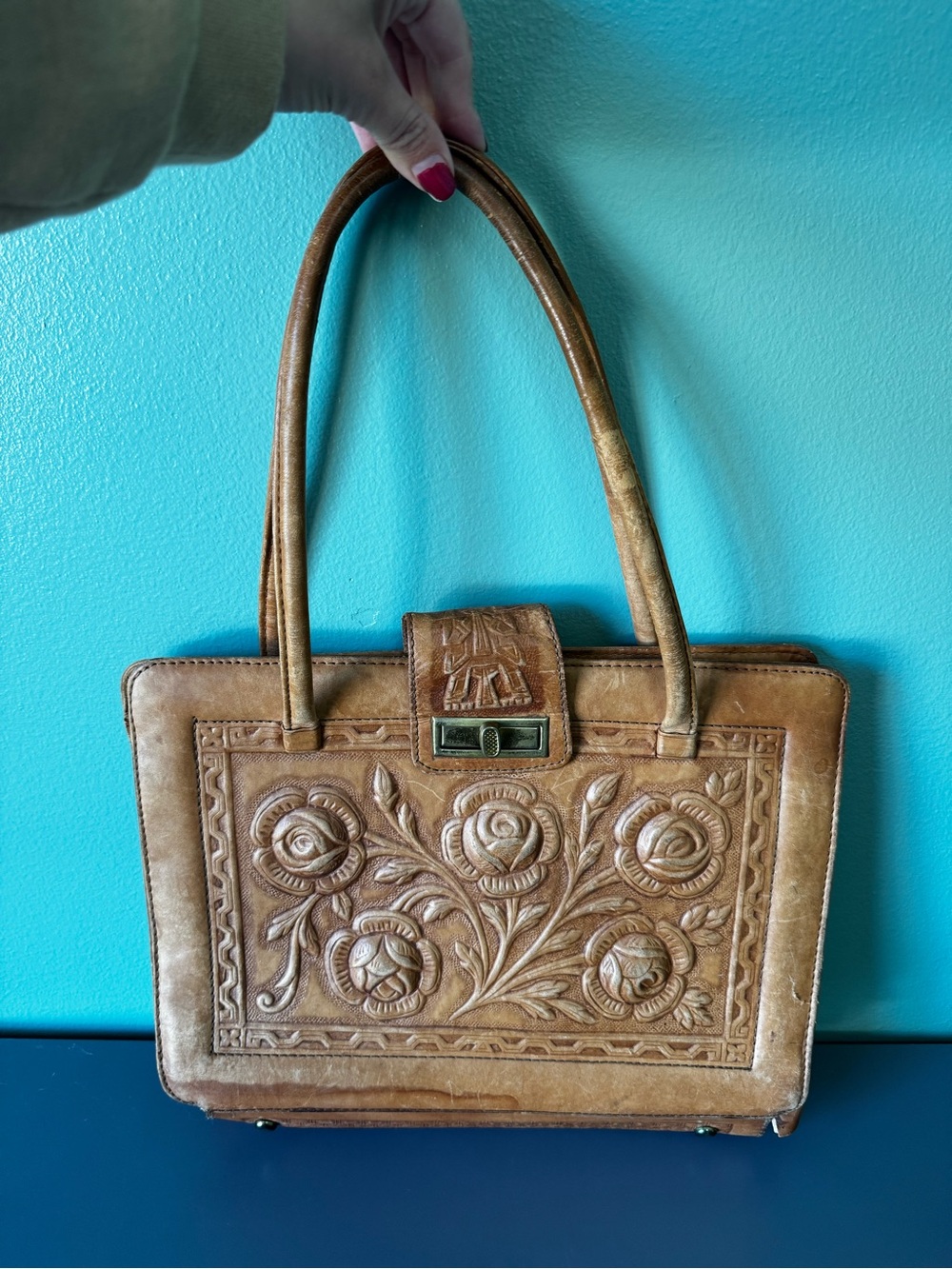Vintage Handcrafted Tooled Leather Shoulder Bag in Brown